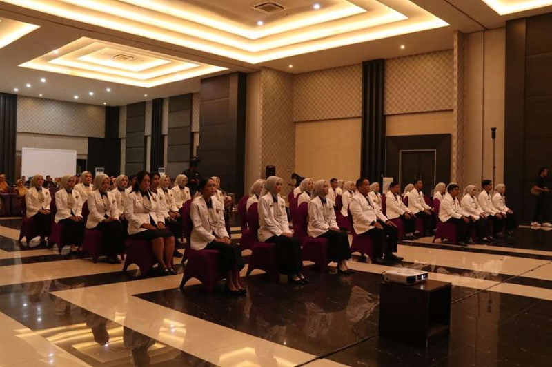 41 Apoteker Baru Perkuat Layanan Kesehatan di Garut