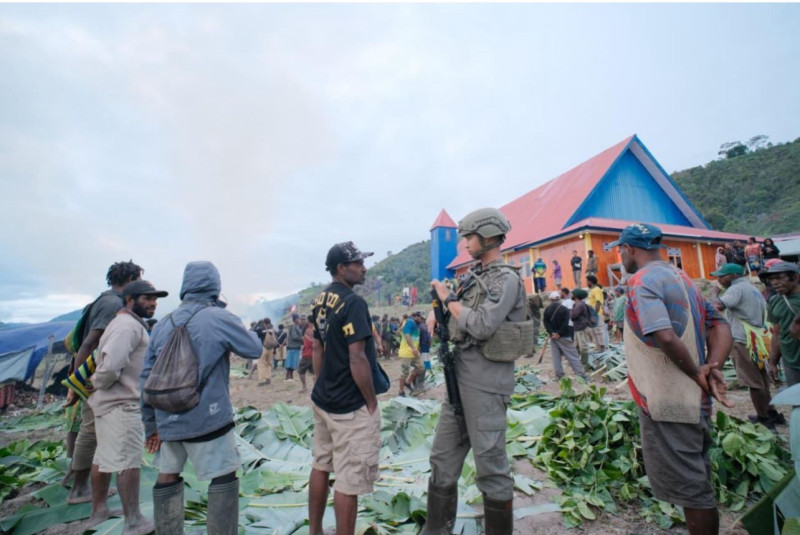 Satgas Ops Damai Cartenz 2026 Amankan Peresmian Gereja di Kiwirok