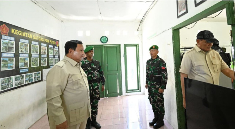 Presiden Prabowo Tinjau Miangas, Sempat Singgah Spontan di Pos TNI AD
