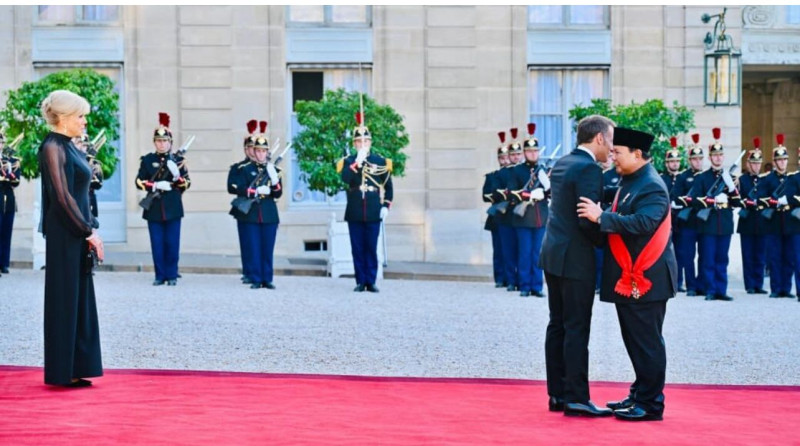 Prabowo Hadiri Jamuan Kenegaraan Presiden Macron di Istana &Eacute;lys&eacute;e