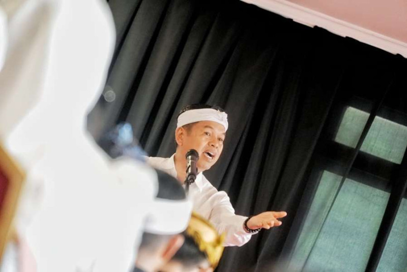 KDM Dorong Kajian Akademik Prasasti Batutulis dan Mahkota Binokasih