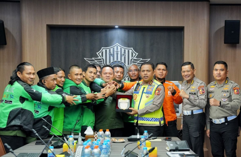 Kakorlantas Polri Terima Audiensi Ojol Jambi, Tekankan Pendekatan Humanis dan Keselamatan Lalu Lintas