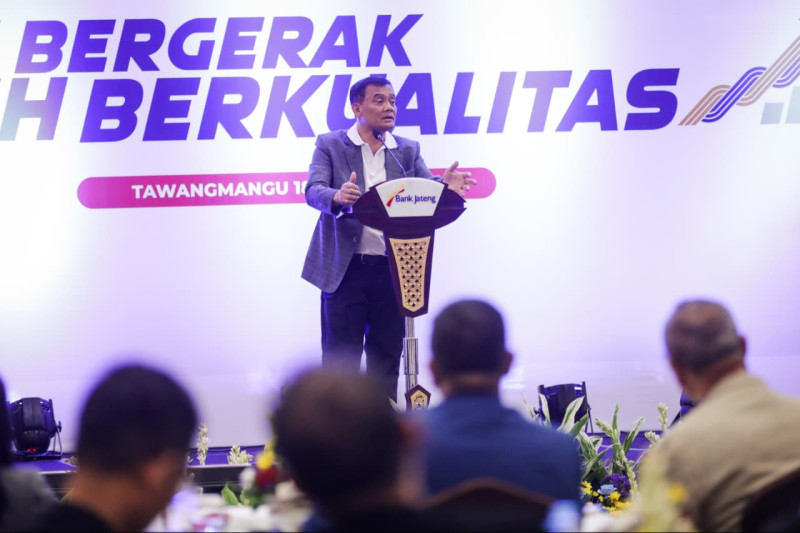 Luthfi Minta Bank Jateng Perkuat Permodalan UMKM, Dorong Naik Kelas Pelaku Usaha