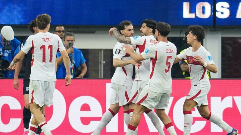 Turki Taklukkan Amerika Serikat 3-2, Menang Dramatis Namun Gagal Lolos ke 32 Besar
