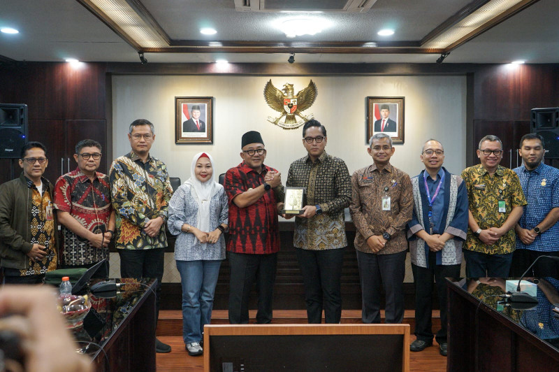 Pemkot Tanjungpinang Pelajari Inovasi QRESTO Milik Pemko Medan untuk Tingkatkan PAD