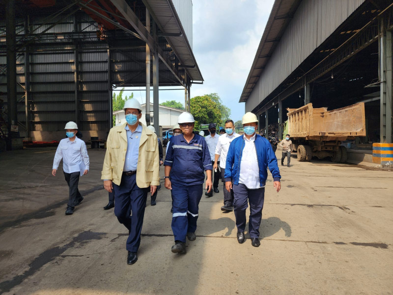 Menkeu Purbaya Sidak Perusahaan Baja Asal Tiongkok di Pulogadung