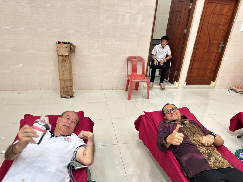 Plh Wali Kota Tanjungbalai Ikuti Donor Darah Peringati Waisak 2570 BE