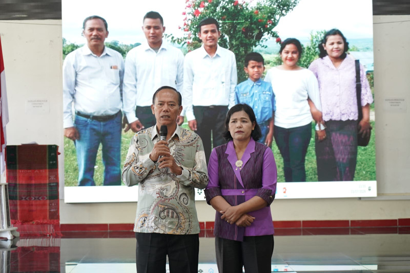 Pemkab Toba Lepas Purna Bhakti Inspektur Wallen Hutahaean Lewat Ibadah dan Doa Bersama