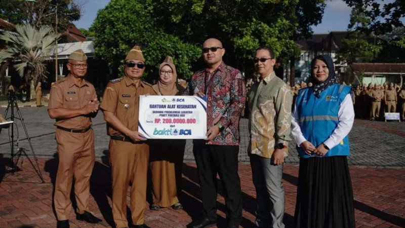 Pemkab Garut Terima Bantuan Dua Unit Portable USG Senilai Rp400 Juta