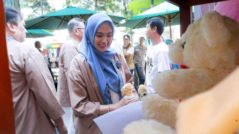 38 UMKM Meriahkan Festival Sentra Industri dan All About Tahu di Bandung
