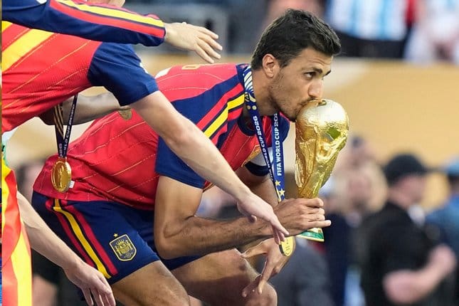 Spanyol Pecahkan Rekor Tak Terkalahkan Italia