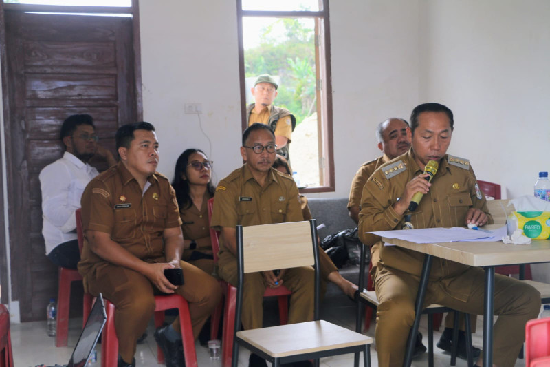 Bupati Taput Usulkan Huntara Adiankoting Jadi Hunian Tetap dalam Evaluasi BSRR
