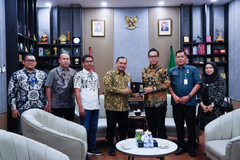 Rico Waas Dorong Indomaret Perbesar Porsi Produk UMKM Lokal Medan