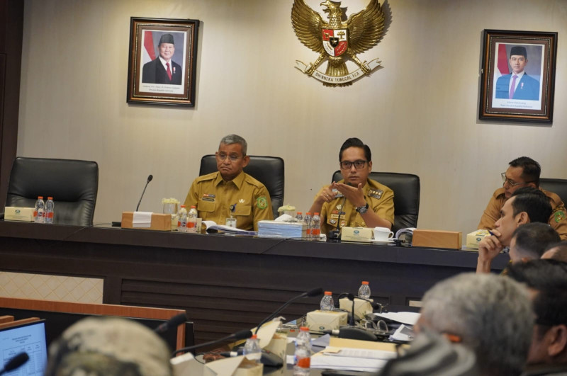 Rico Waas Minta PUD Pasar Medan Bertransformasi Jadi Perusahaan Modern dan Menguntungkan