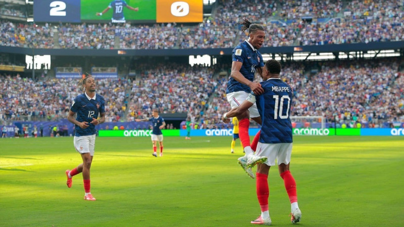 Prancis Libas Swedia 3-0, Mbappe Cetak Brace dan Bawa Les Bleus ke 16 Besar