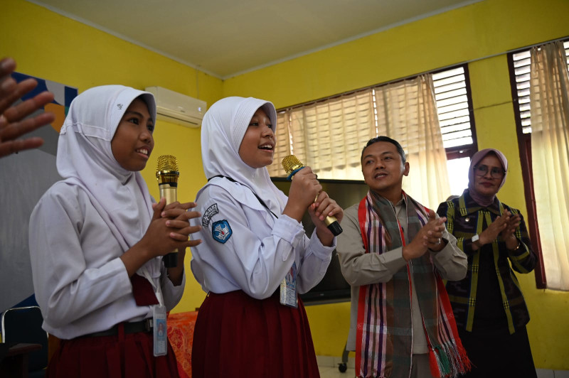 Wamendikdasmen Tinjau MPLS Ramah di Wakatobi, Tekankan Pentingnya Pembentukan Karakter