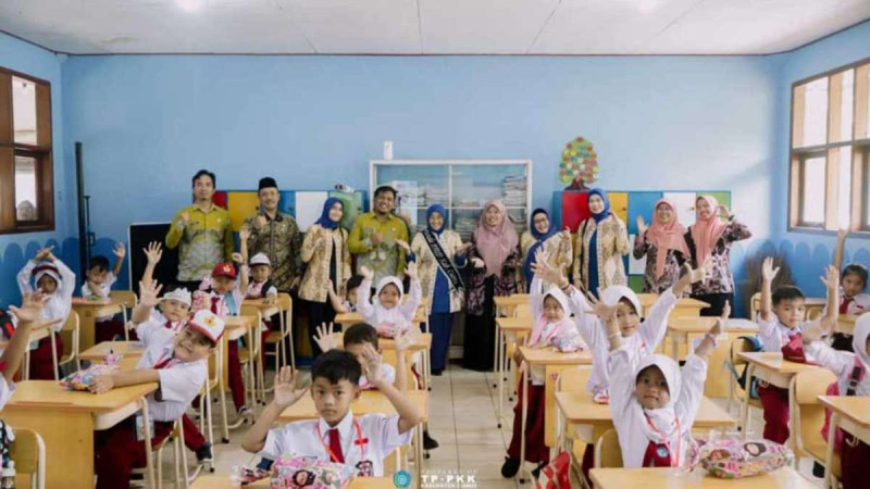 Pemkab Ciamis Tinjau Pelaksanaan MASEKDAS di Cijeungjing, Pastikan MPLS Ramah Anak
