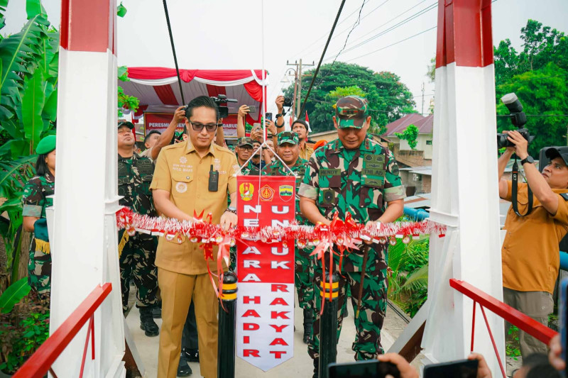 Pangdam I/BB dan Wali Kota Medan Resmikan Jembatan Perintis Garuda, Akhiri Akses Berbahaya Warga