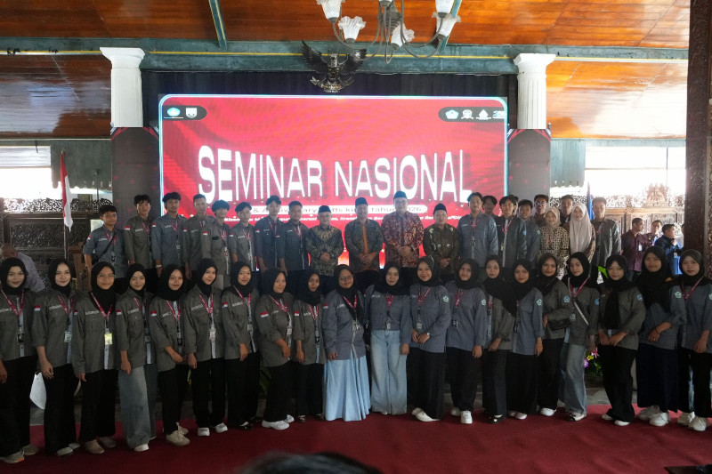 Beasiswa Jadi Jembatan Masa Depan, Mendikdasmen Apresiasi Forum Anak Beasiswa Rembang
