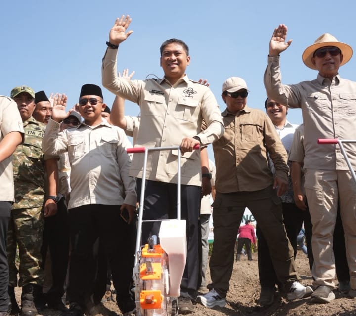 Wamentan Sudaryono Respons Cepat Keluhan Petani dan Peternak di Malang