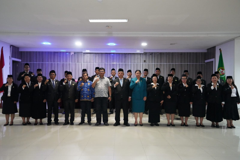 Wabup Taput Lantik Sejumlah Pejabat, Perkuat Kinerja Pemerintahan dan Pelayanan Publik