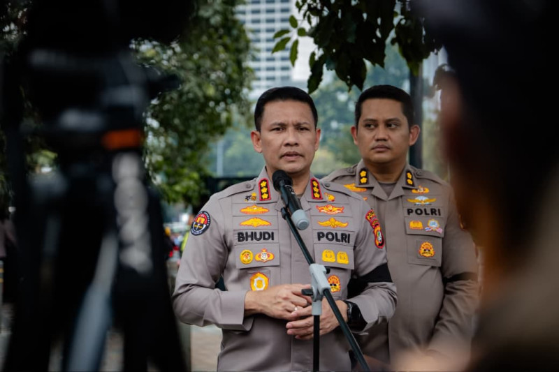 Polda Metro Jaya Siagakan Tim Dokkes Layani Kesehatan Masyarakat Saat Aksi Penyampaian Aspirasi