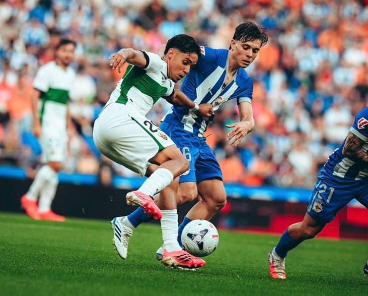 Deportivo La Coruna Ditahan Elche 1-1, Aubameyang Gagal Bawa Tim Raih Kemenangan