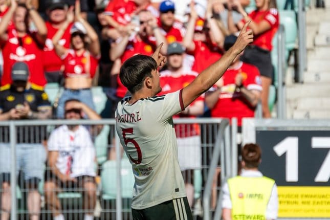 AC Milan Comeback, Manchester United Tumbang 2-4 di Laga Pramusim 2026
