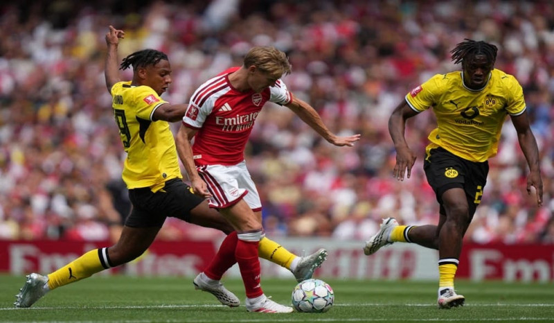 Arsenal Kalah 2-3 dari Dortmund di Piala Emirates, Menang Adu Penalti 5-4