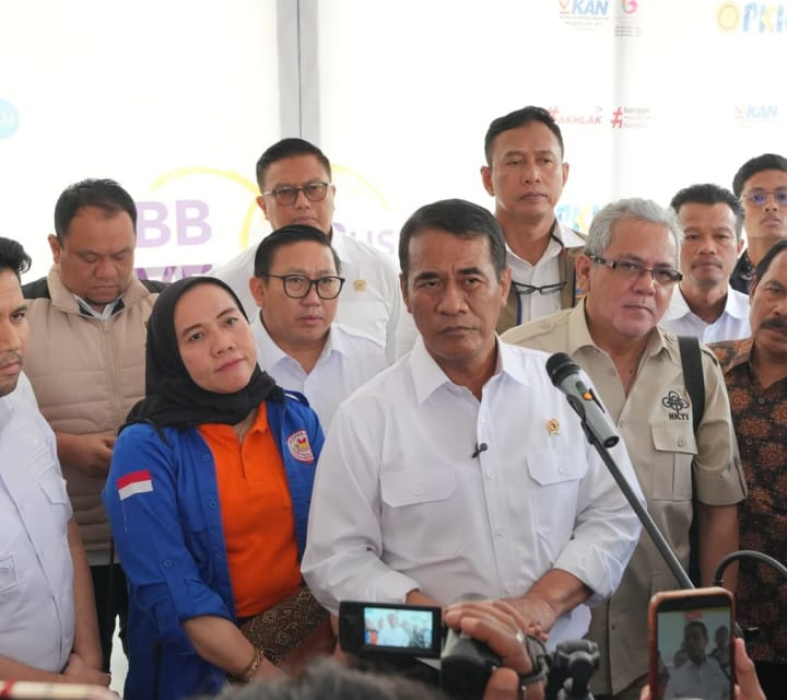 Mentan Amran Ancam Cabut Izin Importir Jika Terbukti Mainkan Harga Pakan