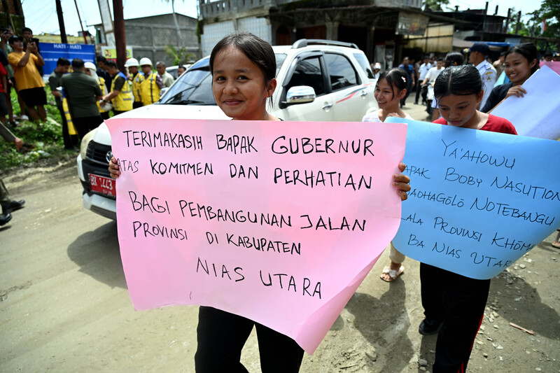 Bobby Nasution Bawa Program Pembangunan ke Nias Utara, Warga Apresiasi Perbaikan Infrastruktur