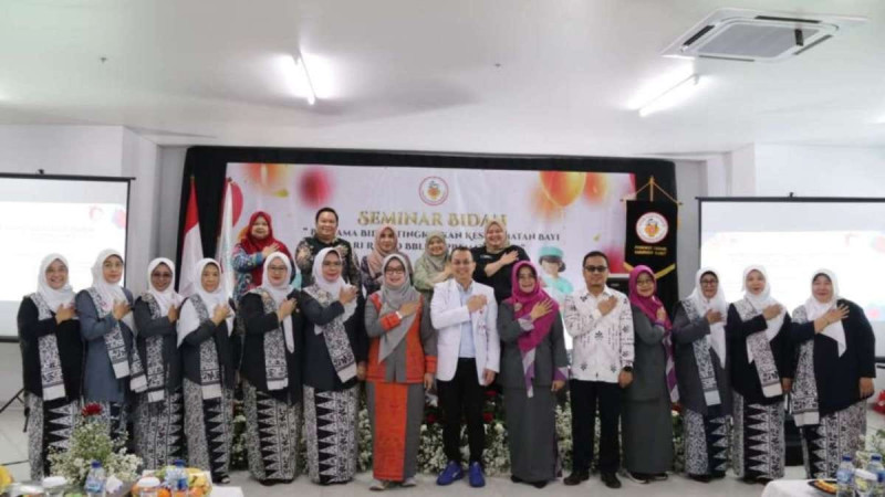 Bidan Diminta Perkuat Pelayanan Demi Wujudkan Ibu dan Bayi Sehat Selamat