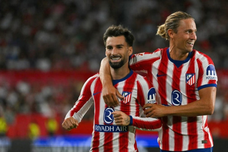 Atletico Madrid Tampil Perkasa, Sevilla Dihajar 3-1