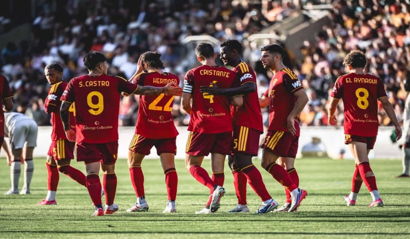 AS Roma Akhiri Tur Pramusim dengan Kemenangan 4-1 atas Newport County