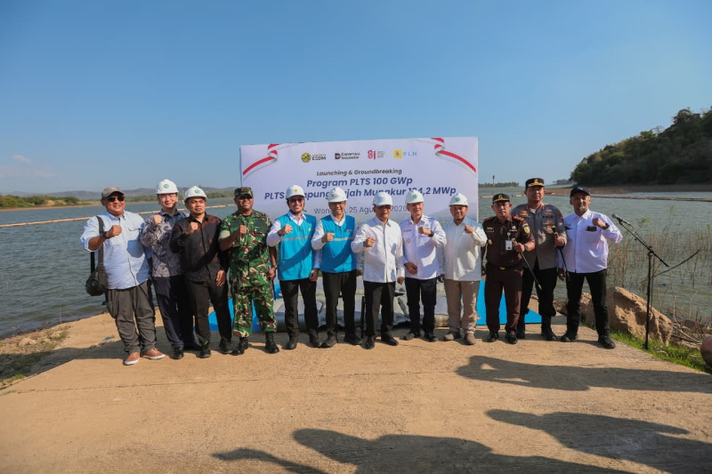 PLTS Terapung Gajah Mungkur Dibangun, Ditargetkan Beroperasi Akhir 2027