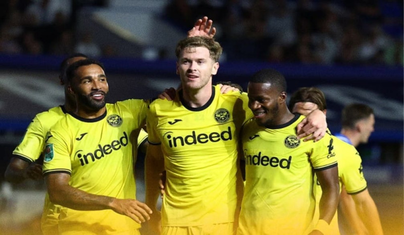 Brentford Hancurkan Birmingham City 6-1, Melaju ke Putaran Ketiga Piala Liga