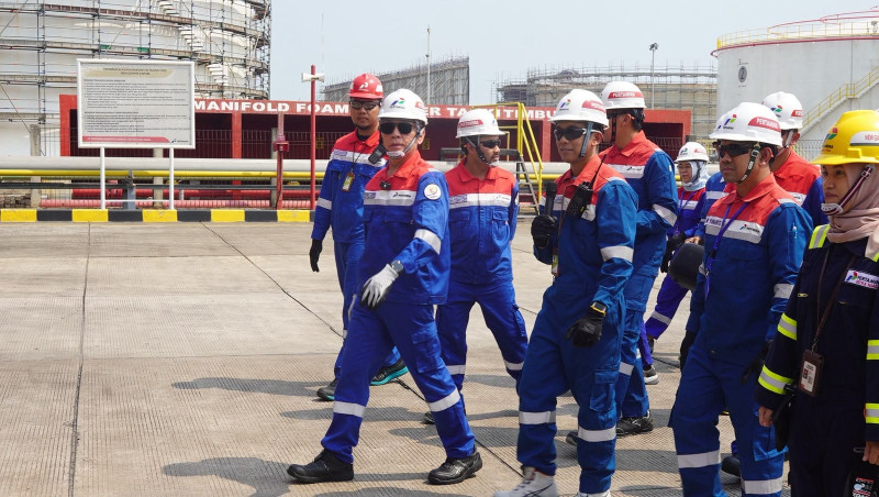 Komisaris Utama Pertamina Pastikan Keandalan Distribusi Energi Lewat Kunjungan ke FT Tanjung Gerem