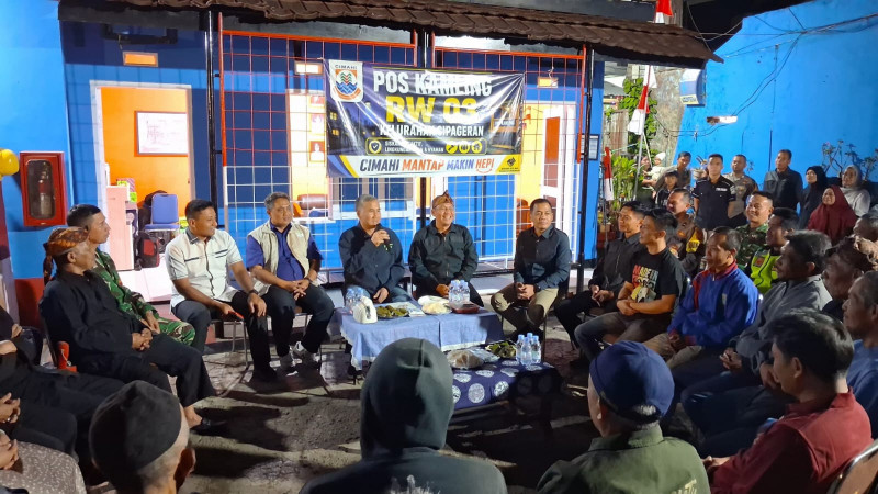 Kakorbinmas Baharkam Polri Tinjau Satkamling di Cimahi, Perkuat Keamanan Berbasis Masyarakat