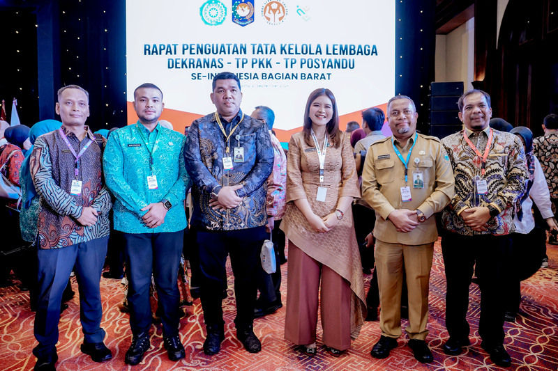 Kahiyang Ayu Dorong Penguatan Tata Kelola Dekranasda, TP PKK, dan Posyandu