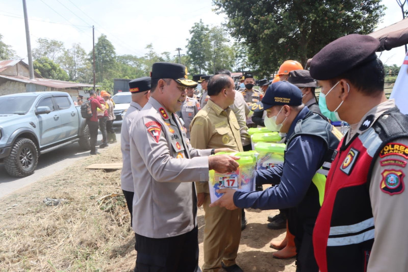 Polri Siagakan 176 Personel Hadapi Erupsi Gunung Sinabung