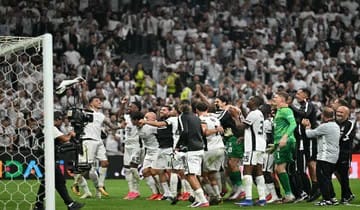 Besiktas Hancurkan Marseille 4-1 di Laga Pembuka Liga Europa