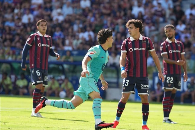 Barcelona Menang 4-2 atas Levante, Lamine Yamal Cetak Brace