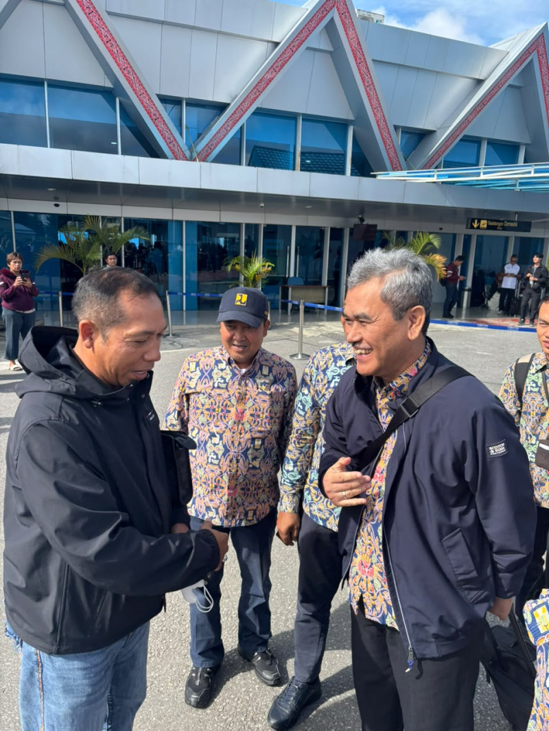 Pemkab Taput Desak Pemerintah Pusat Percepat Perbaikan Jalan Kabupaten Pascabencana