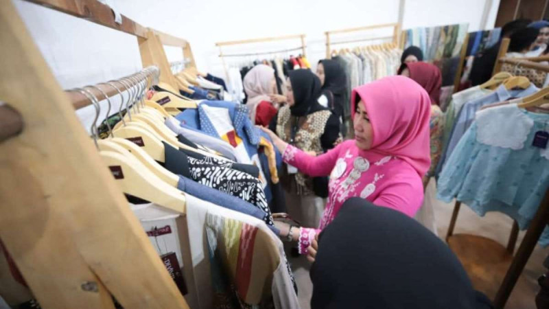 Galeri Patrakomala Dilirik Peserta Rakerda Dekranasda Jabar, Buka Peluang Kolaborasi