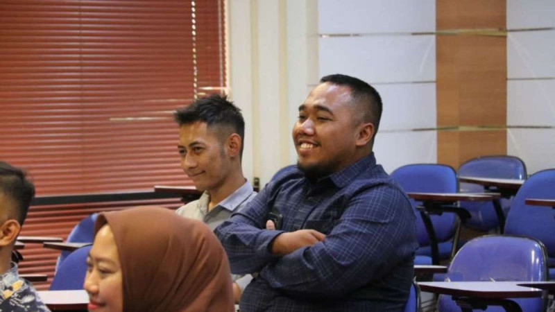 Minyak Akar Wangi Garut Dapat Pengakuan Indikasi Geografis