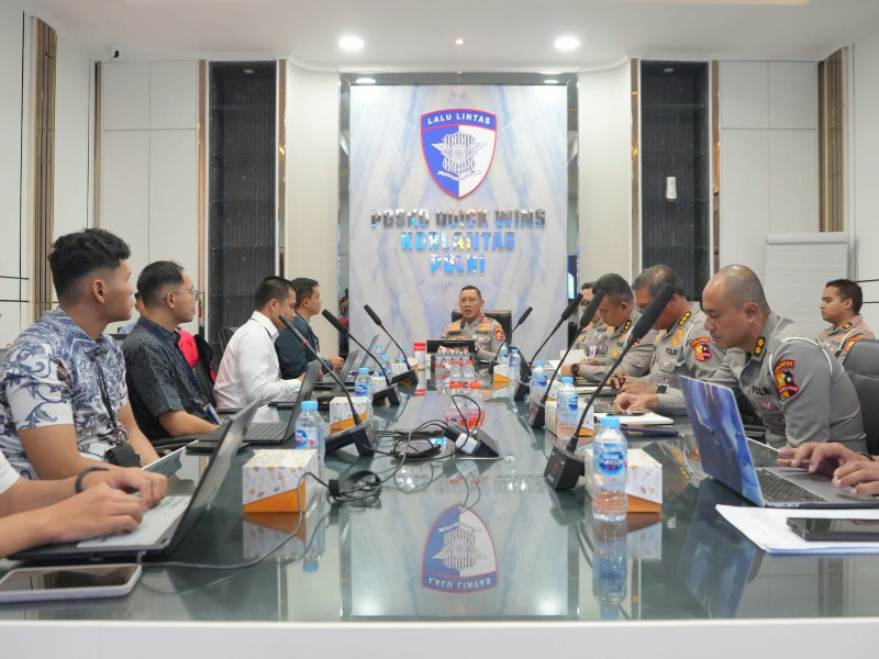 Korlantas Polri Bersama KemenPAN-RB dan BSSN Bahas Integrasi SIM dan STNK Digital