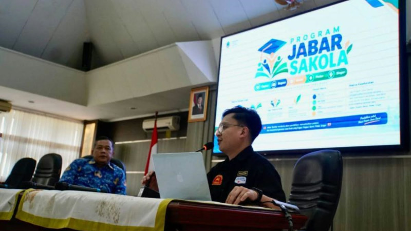 Disdik Jabar Sosialisasikan Program Jabar Sakola untuk Tekan Angka Putus Sekolah