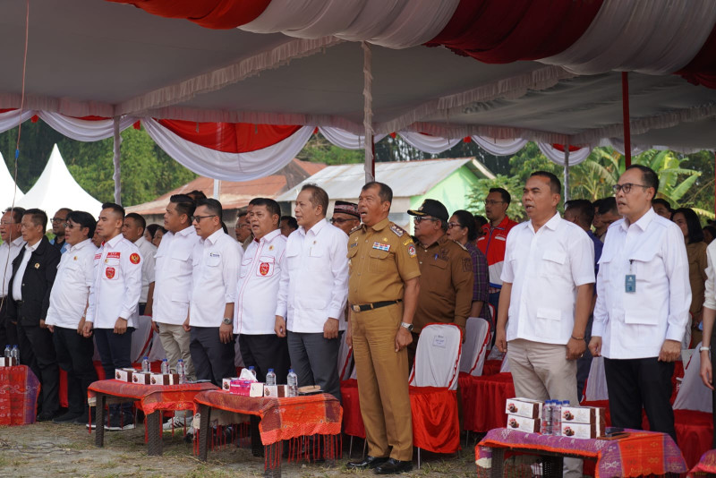 Menteri Koperasi Kunjungi KDMP Pantai Pasifik Toba, Dorong Ekonomi Rakyat Berbasis Koperasi