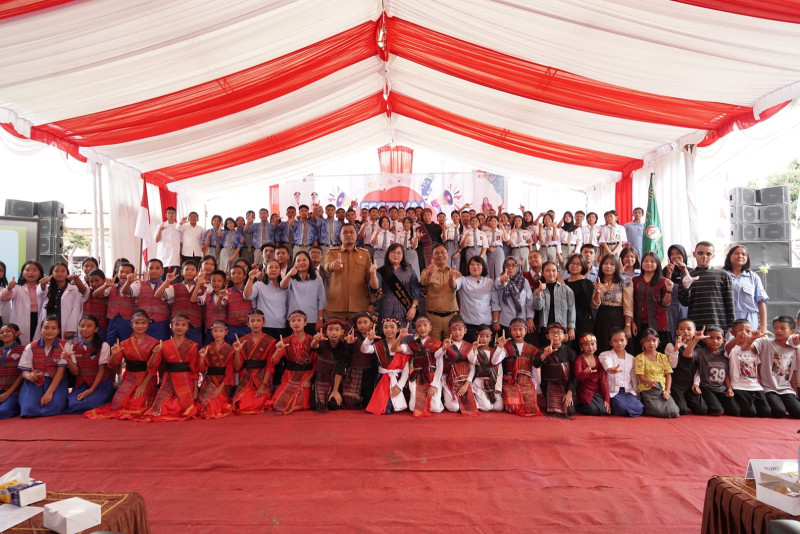 Bupati Toba Buka Festival Literasi 2026, Dorong Lahirnya Generasi Kreatif