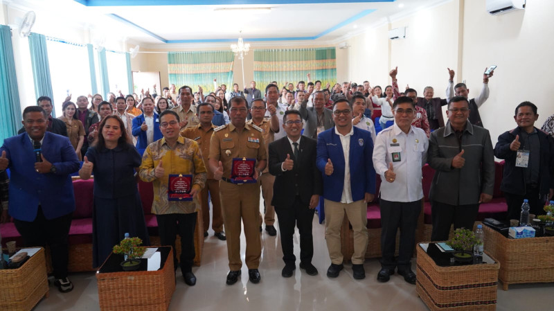 Wabup Toba Tekankan Keteladanan Pemimpin Gereja untuk Menjaga Kesetiaan Jemaat